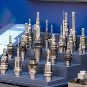 CNC Torna ve İşleme Merkezleri İçin Doğru Takım Tutucu Seçimi Nasıl Yapılır?